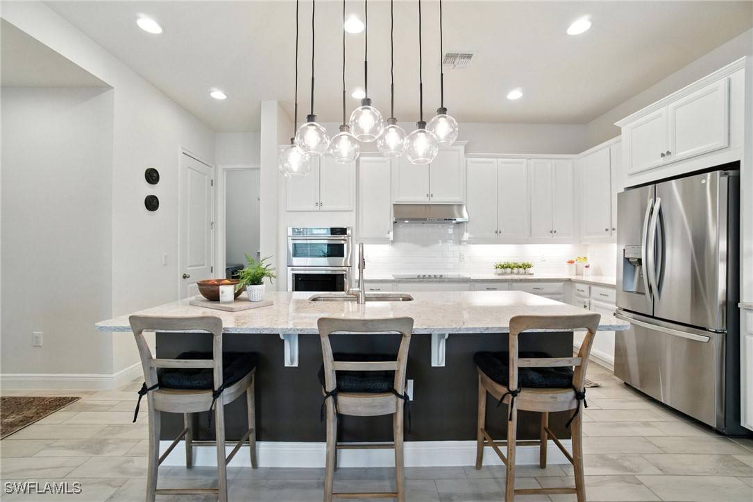 Naples, FL 34120,3387 Pilot CIR
