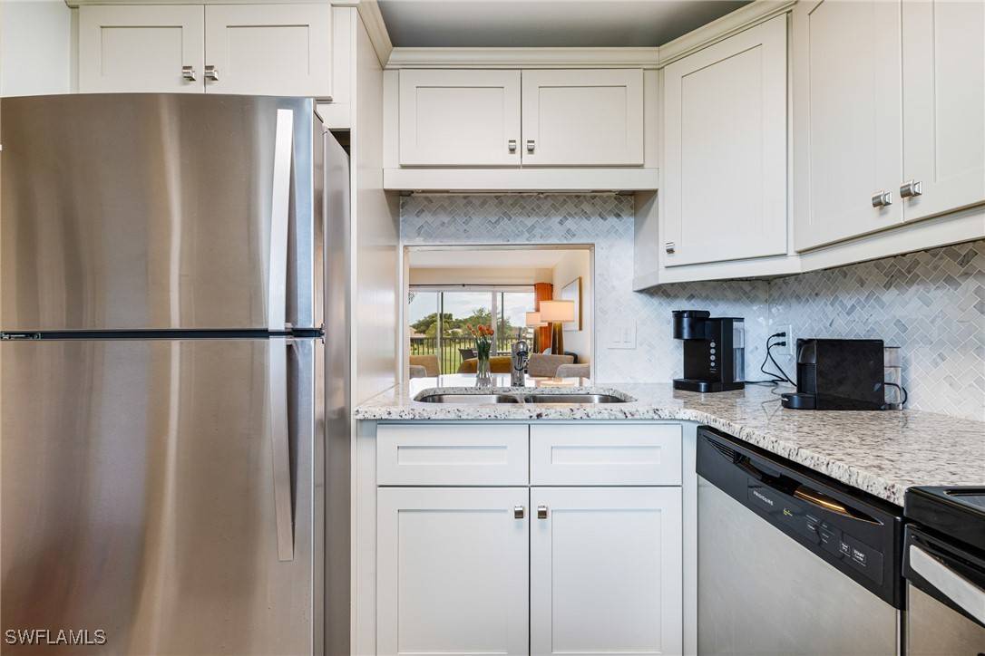 Fort Myers, FL 33907,1724 Pine Valley DR #213
