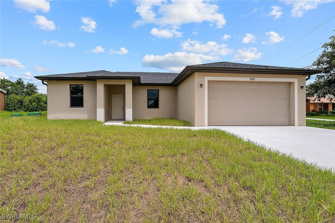 Lehigh Acres, FL 33971,305 Norman AVE