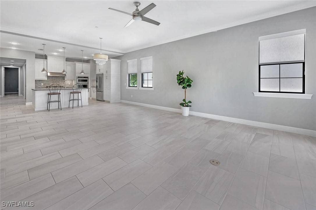 Naples, FL 34110,16386 Viansa WAY #201