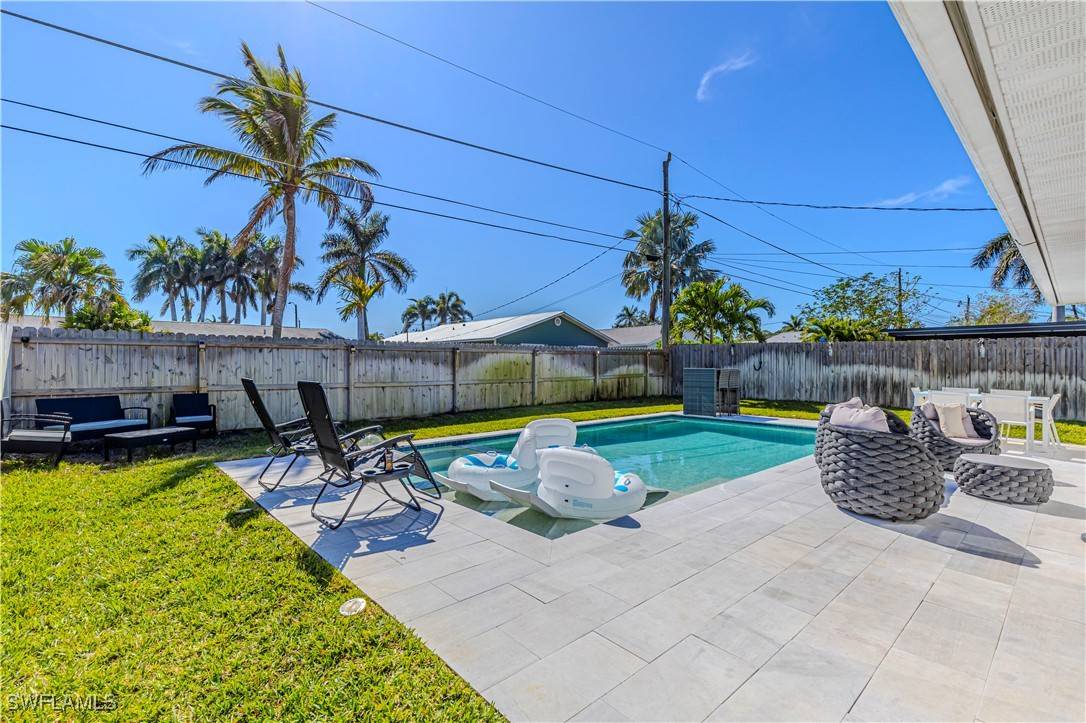 Naples, FL 34108,754 105th AVE N