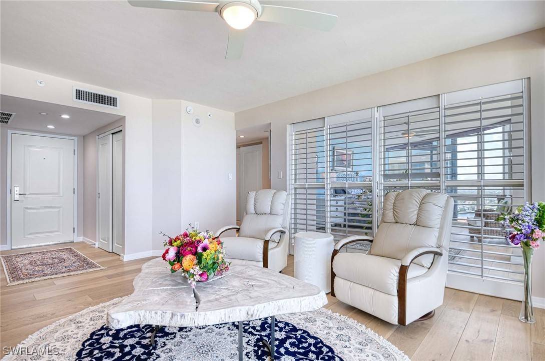 Naples, FL 34103,4751 Gulf Shore BLVD N #1706