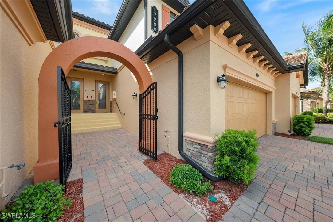 Bonita Springs, FL 34135,17290 Cherrywood CT #6103