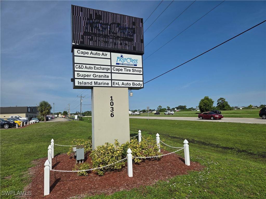 Cape Coral, FL 33909,1036 NE Pine Island RD