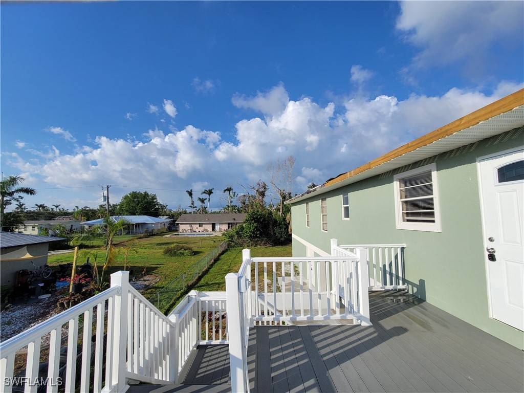 Bokeelia, FL 33922,5453 Avenue E
