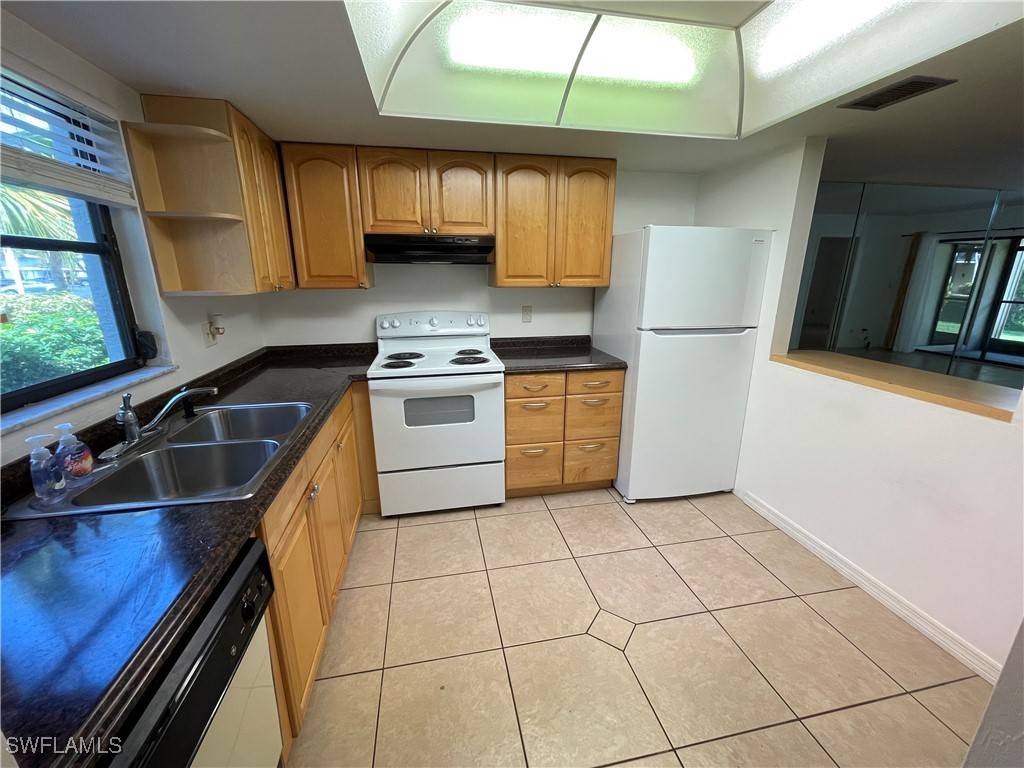 Bonita Springs, FL 34135,28150 Pine Haven WAY #27