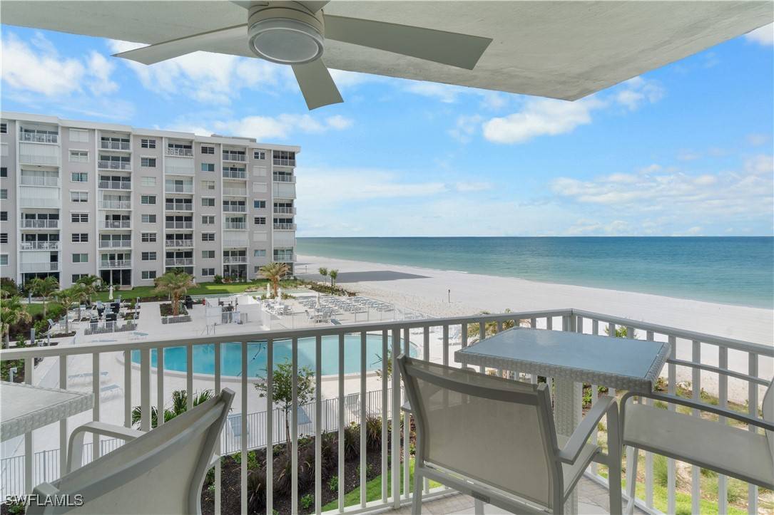 Naples, FL 34103,3443 Gulf Shore BLVD N #303