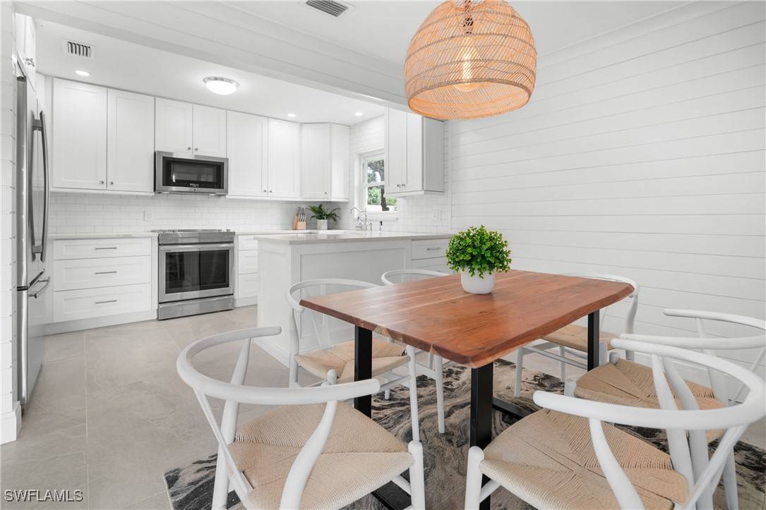 Naples, FL 34112,250 Lanchester CT #35