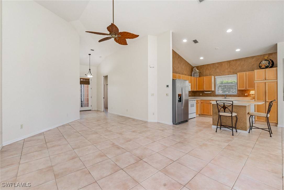 Bonita Springs, FL 34134,28501 Hidden Lake DR