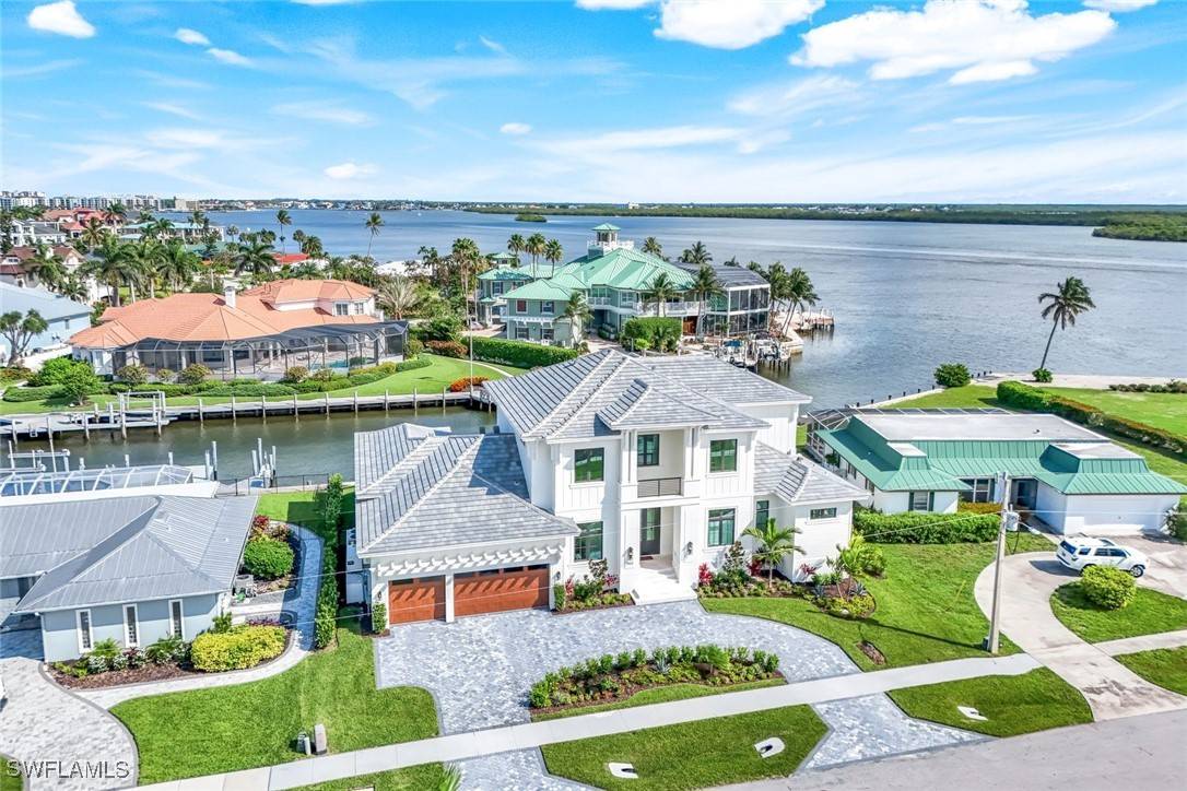 Marco Island, FL 34145,960 Iris CT