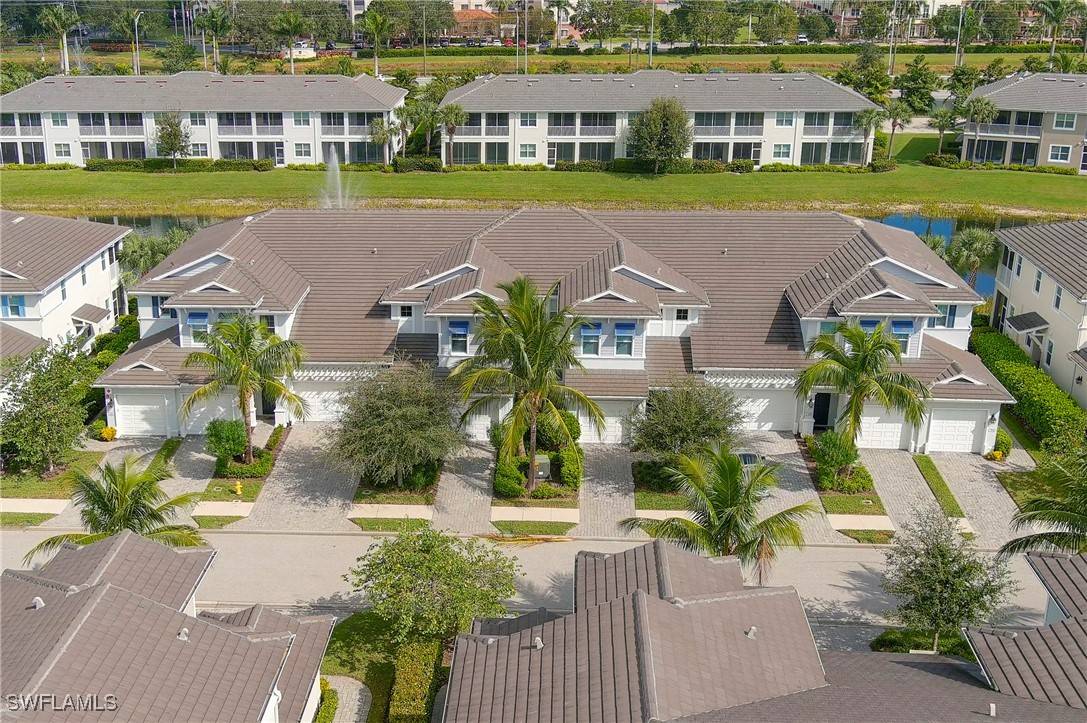 Naples, FL 34112,6954 Avalon CIR #702