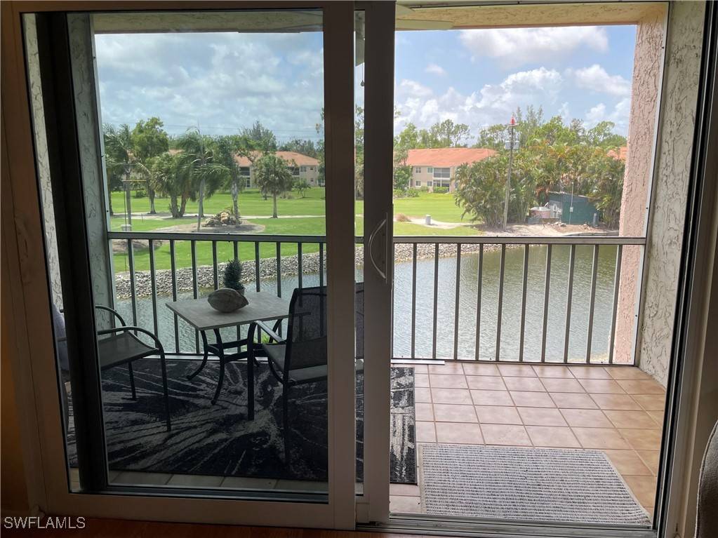 Naples, FL 34105,200 Forest Lakes BLVD #302