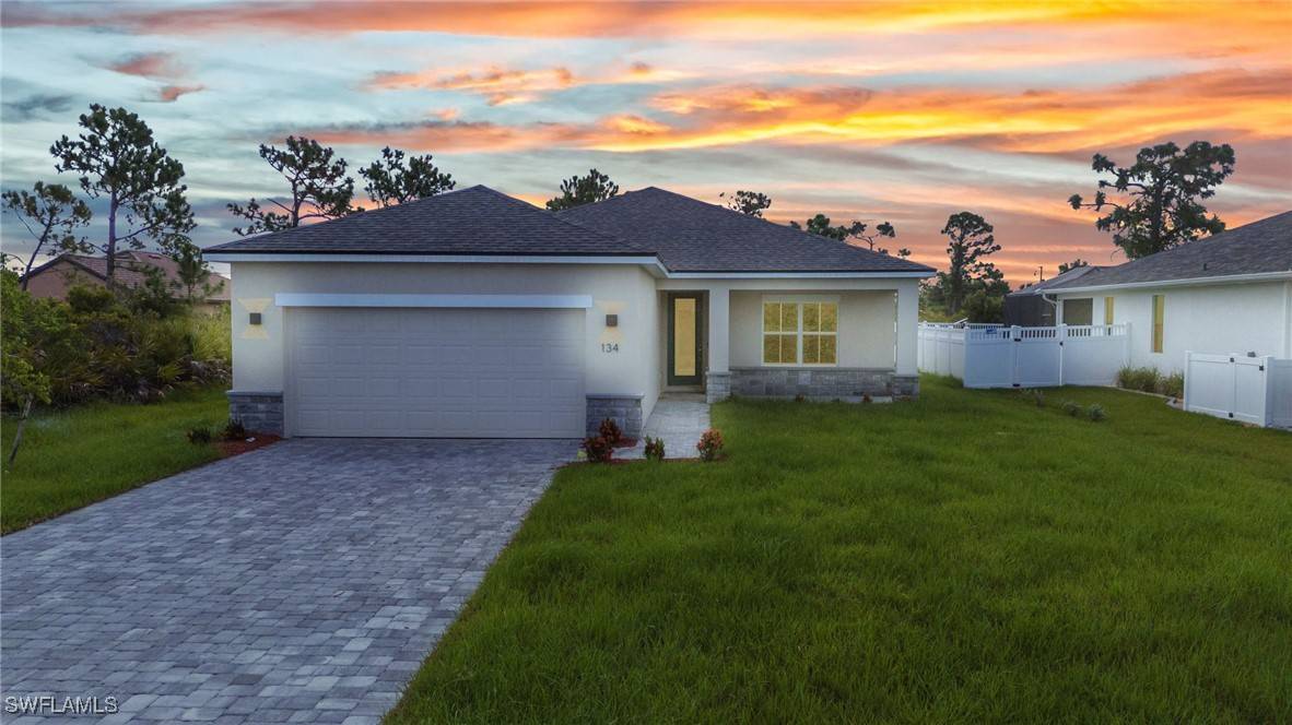 Rotonda West, FL 33947,134 Green Oak