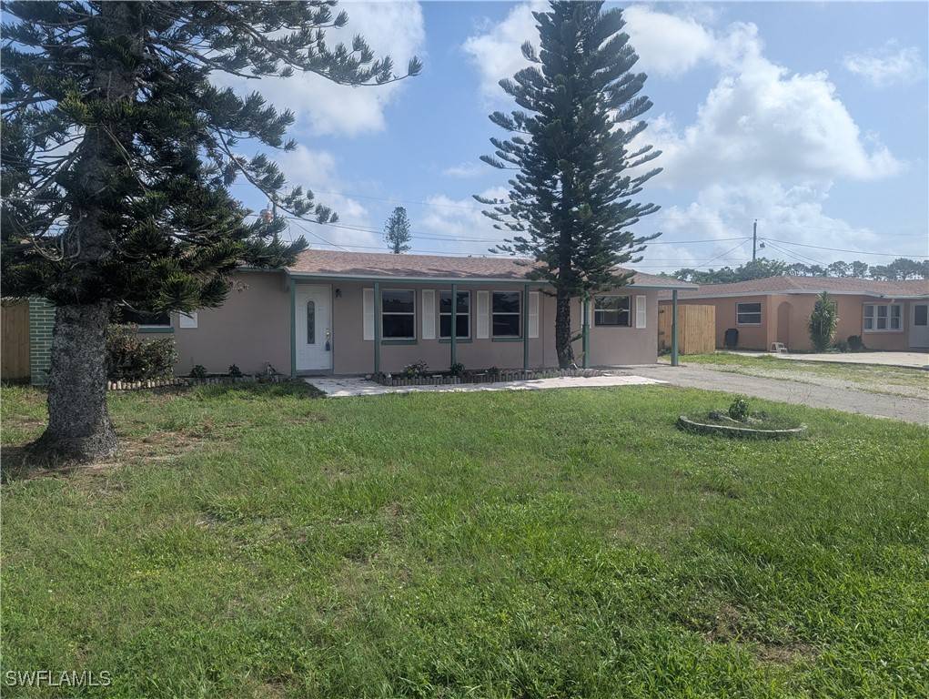 Fort Myers, FL 33967,18165 Iris RD
