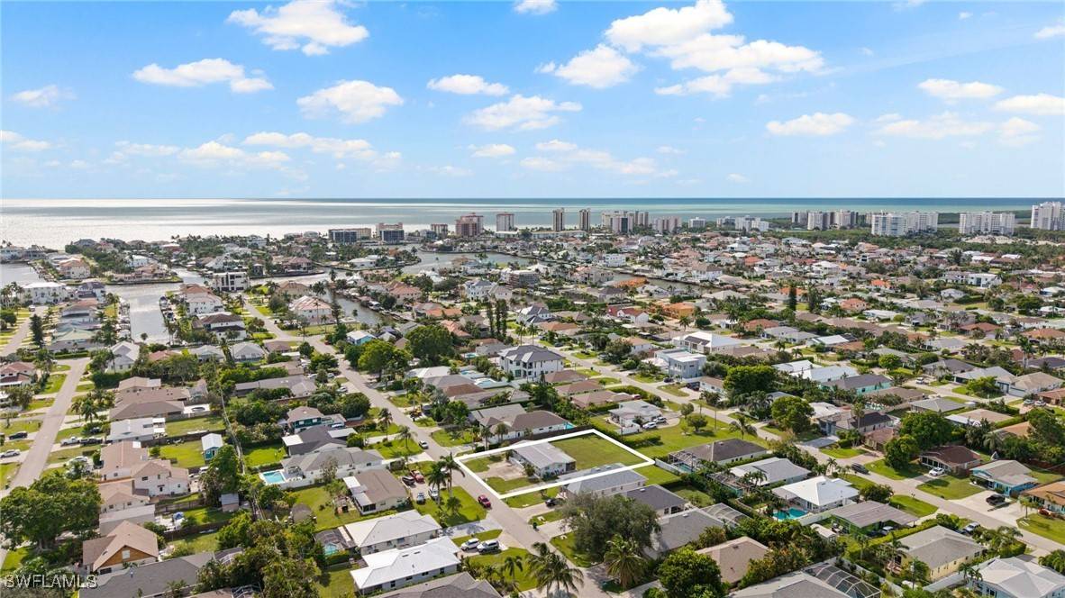 Naples, FL 34108,545 102ND AVE N