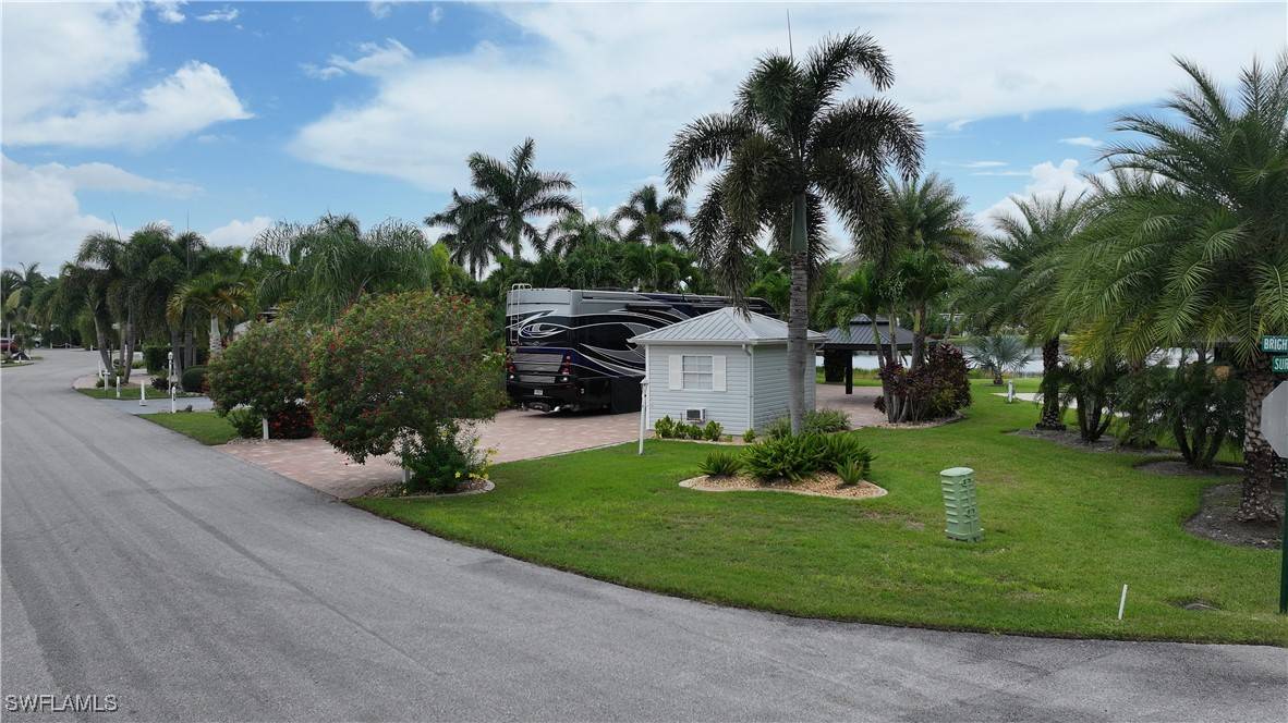 Fort Myers, FL 33905,5672 Brightwood DR