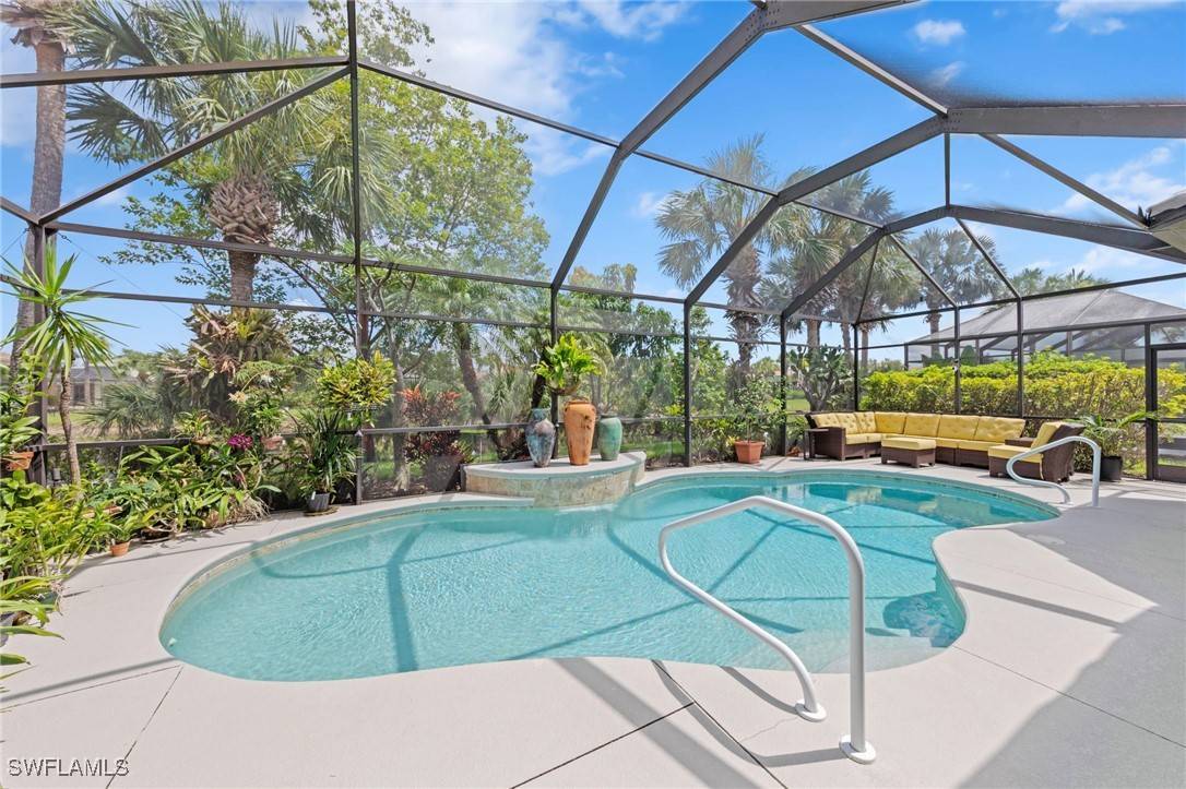 Naples, FL 34104,8215 Potomac LN