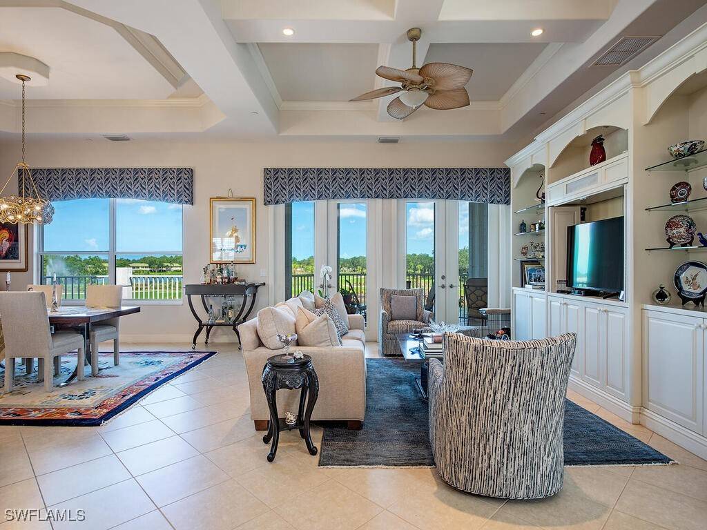 Naples, FL 34119,530 Avellino Isles CIR #7-301