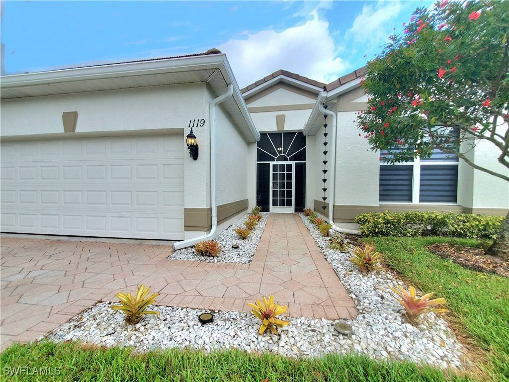 Naples, FL 34104,1119 Dorchester CT #60
