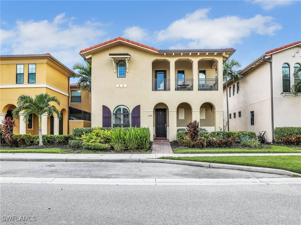 Naples, FL 34113,1242 Kendari TER