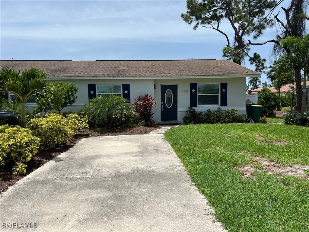 Naples, FL 34108,534 101st AVE N