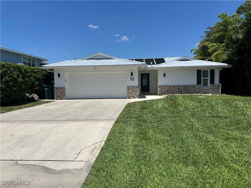 Naples, FL 34113,19 Pelican ST E