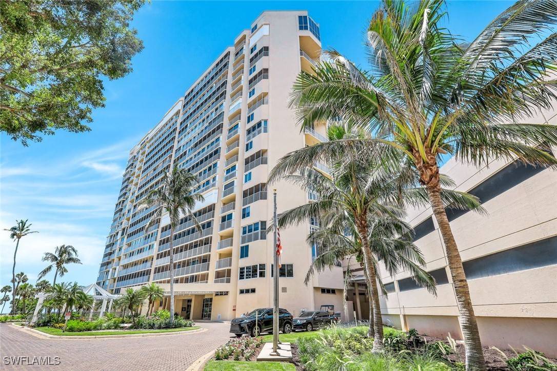 Naples, FL 34103,4041 Gulf Shore BLVD N #403