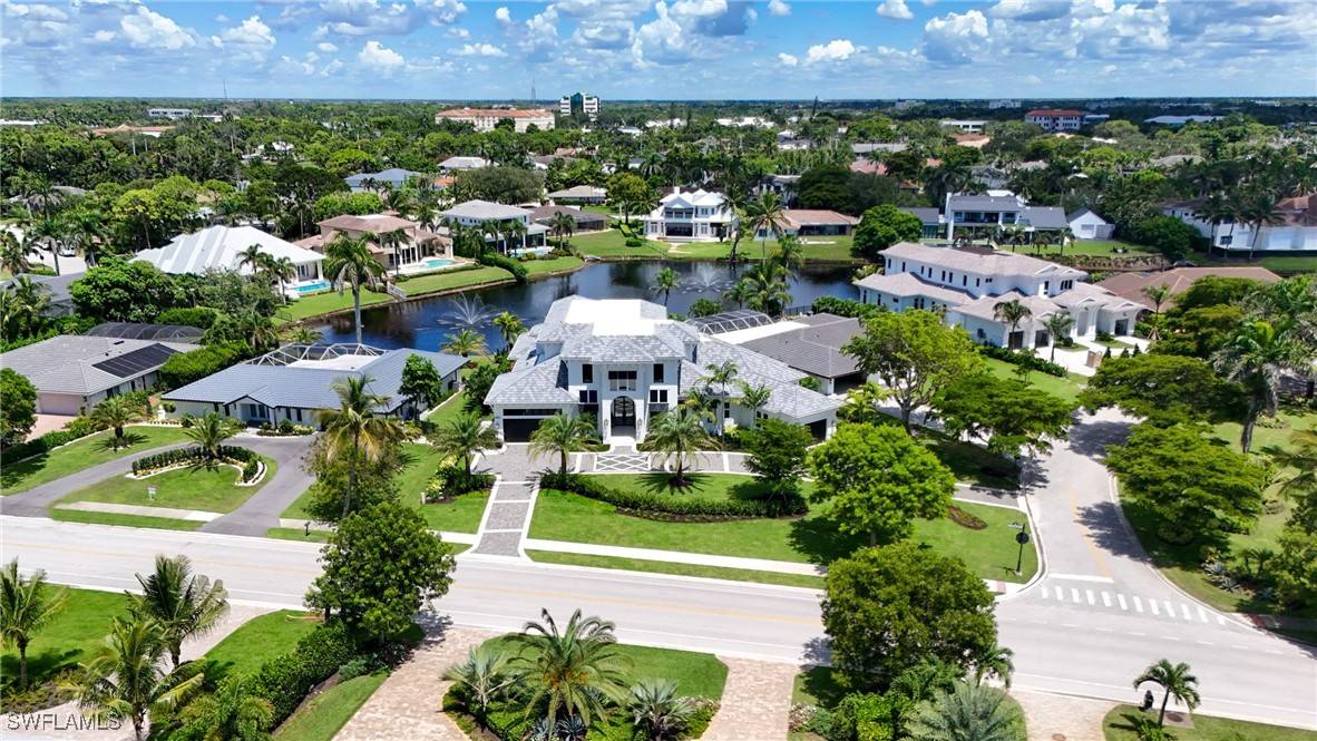 Naples, FL 34103,4836 Crayton RD