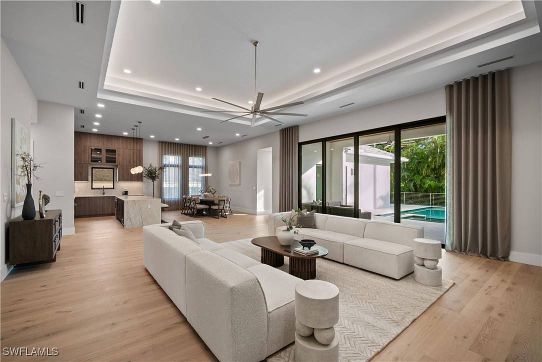 Naples, FL 34103,1364 Cypress Woods DR