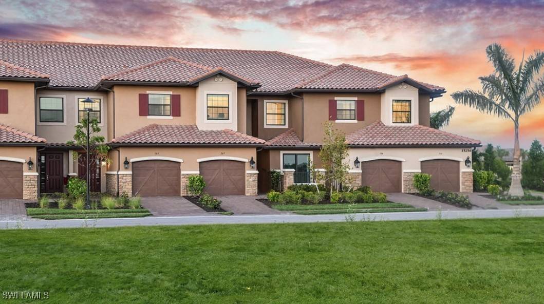 Naples, FL 34114,15315 Lucerna ST #202