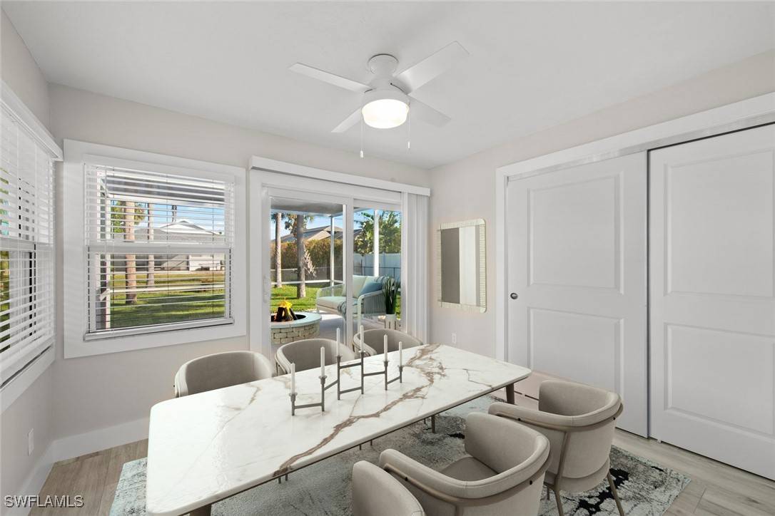 Naples, FL 34108,527 97th AVE N