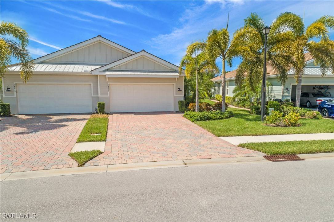 Naples, FL 34114,14839 Edgewater CIR