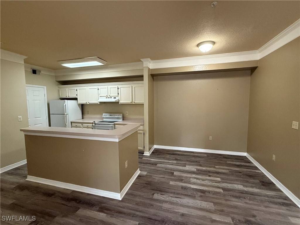 Fort Myers, FL 33913,11530 Villa Grand #1102