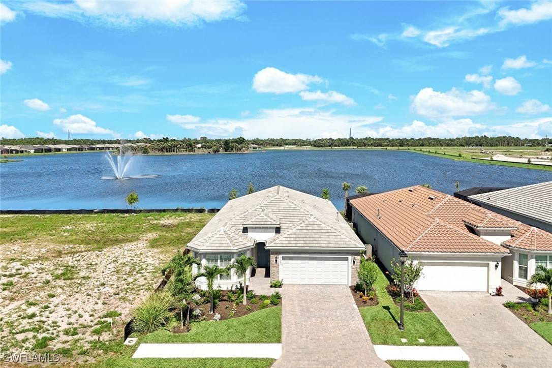 North Fort Myers, FL 33917,17563 Winding Oak LN