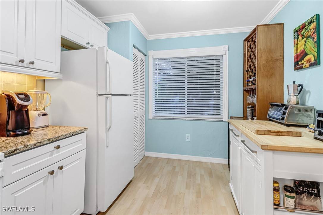 Naples, FL 34112,3041 Sandpiper Bay CIR #H201
