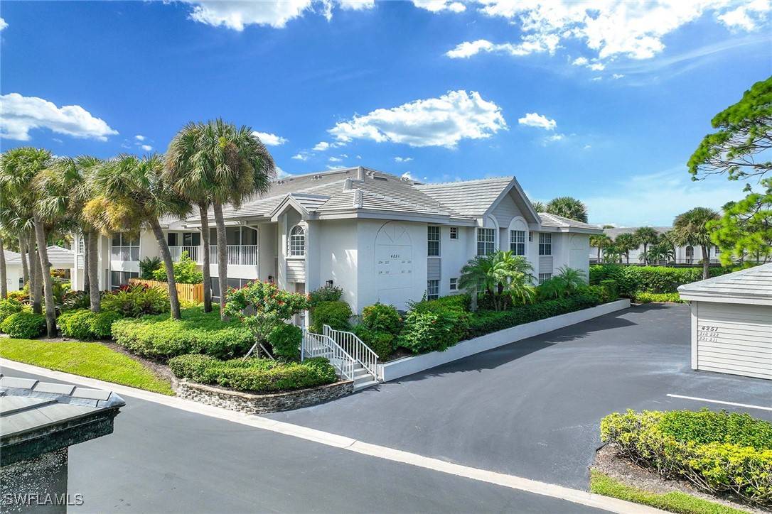 Bonita Springs, FL 34134,4251 Lake Forest DR #214