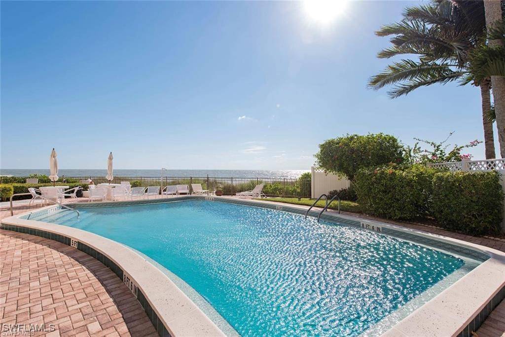 Naples, FL 34102,1919 Gulf Shore BLVD N #403