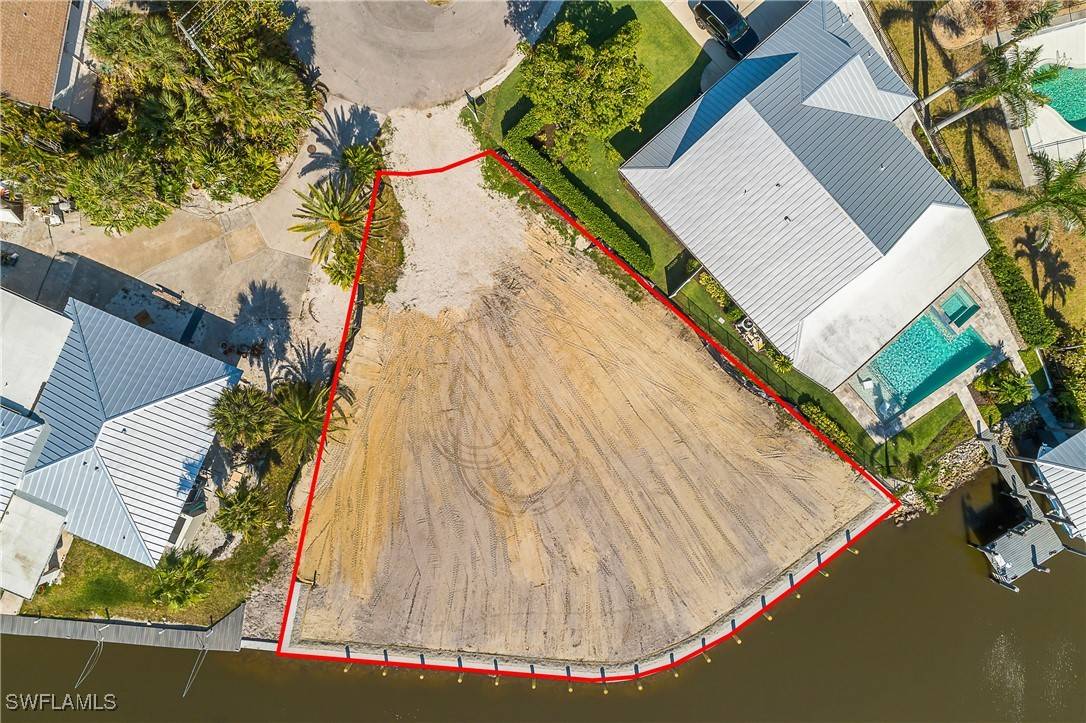 Naples, FL 34112,3164 Lakeview DR