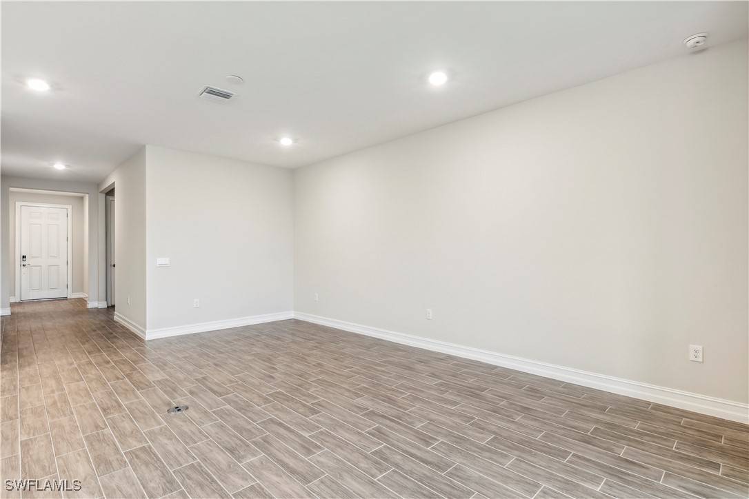 Cape Coral, FL 33993,1227 MARINERS VIEW TER