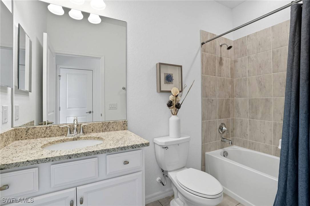 Fort Myers, FL 33913,11550 Shady Palm WAY