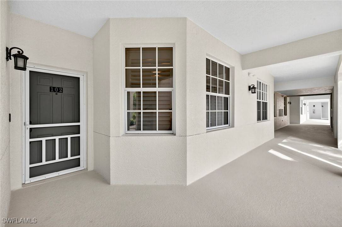 Estero, FL 33928,20916 Island Sound CIR #102