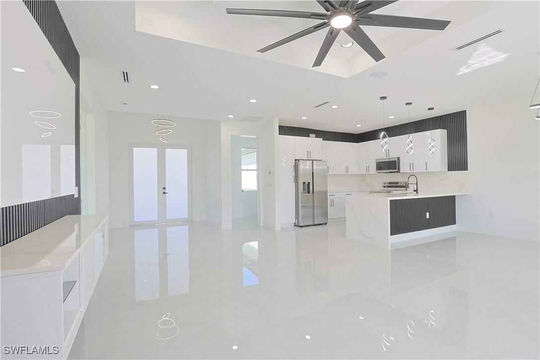 Lehigh Acres, FL 33976,3501 9th ST SW