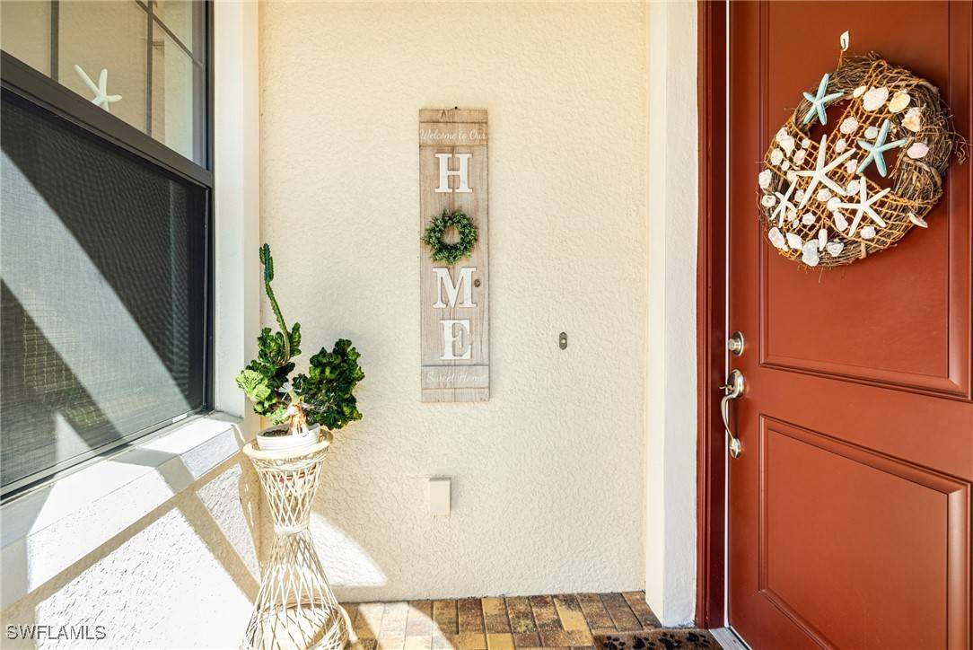 Naples, FL 34113,1482 Oceania DR S