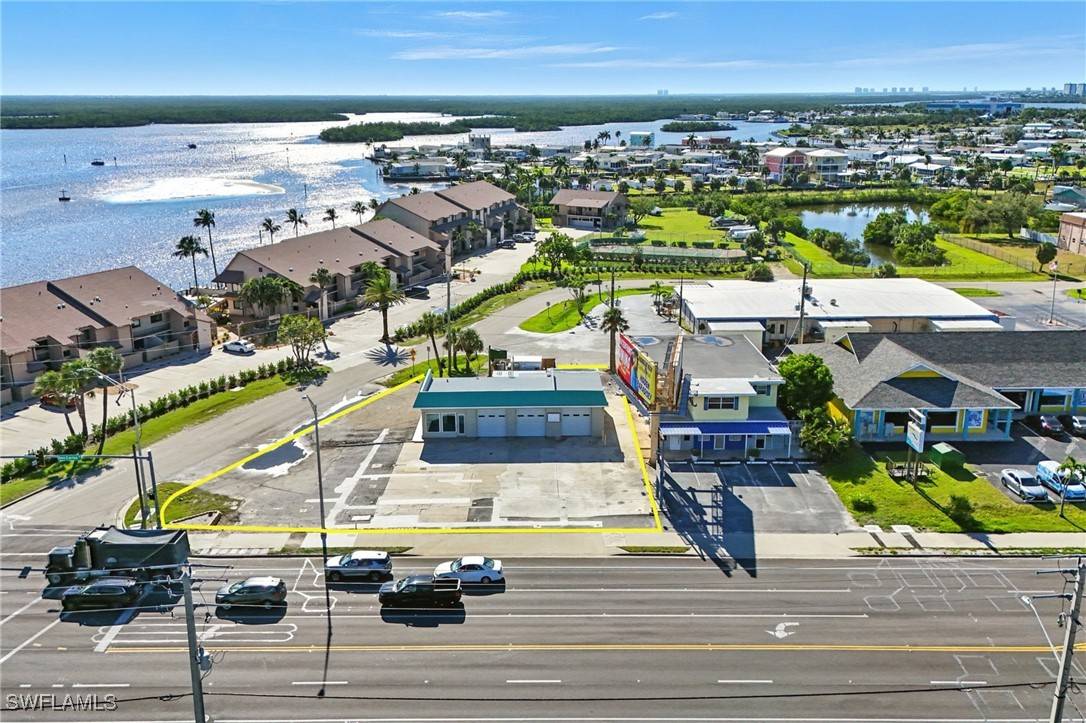 Fort Myers Beach, FL 33931,19003 San Carlos BLVD