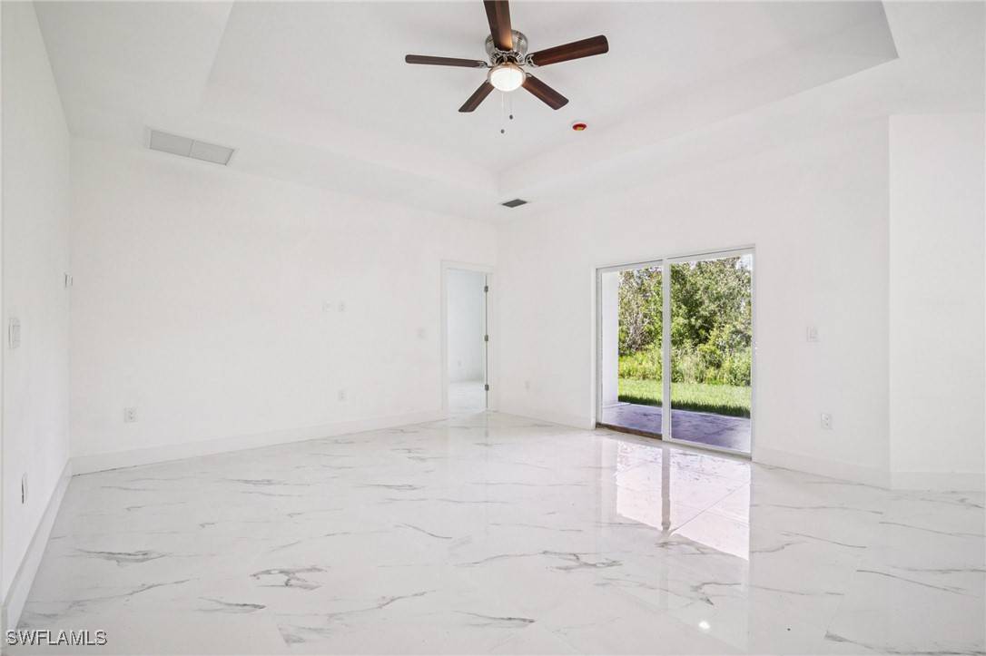 Lehigh Acres, FL 33974,425 Naples AVE S