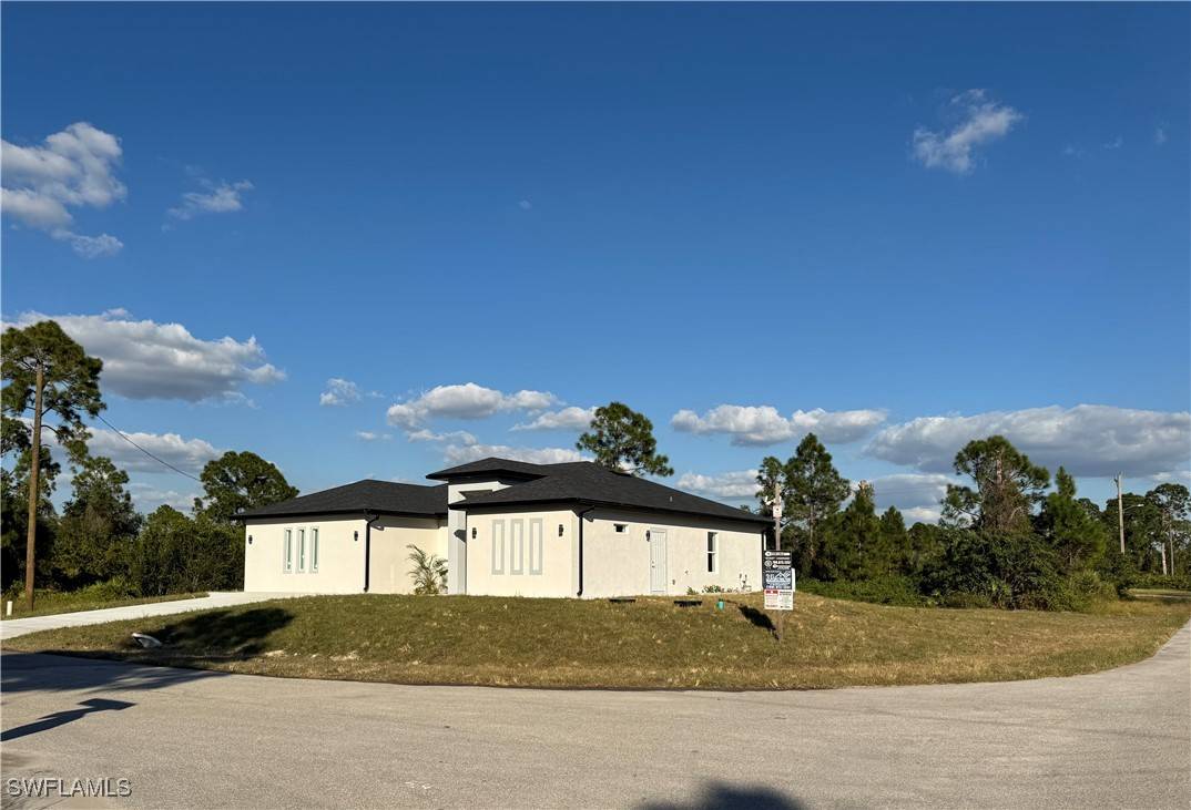 Lehigh Acres, FL 33974,713 Da Vinci AVE S
