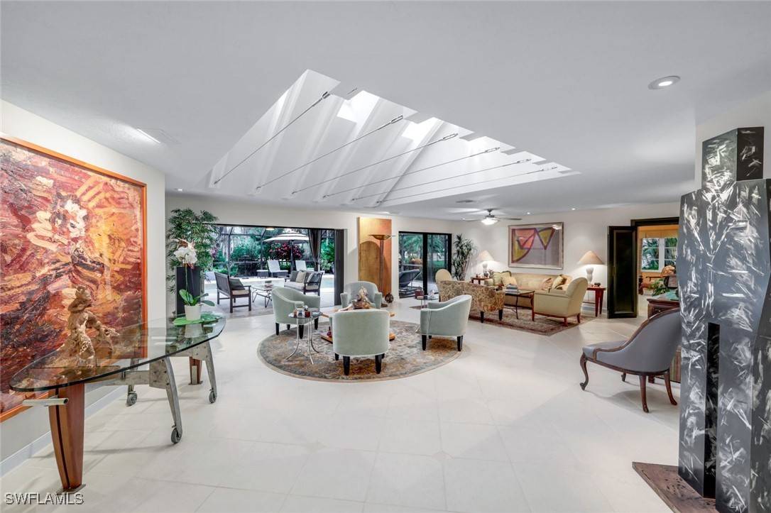 Naples, FL 34119,13024 Valewood DR