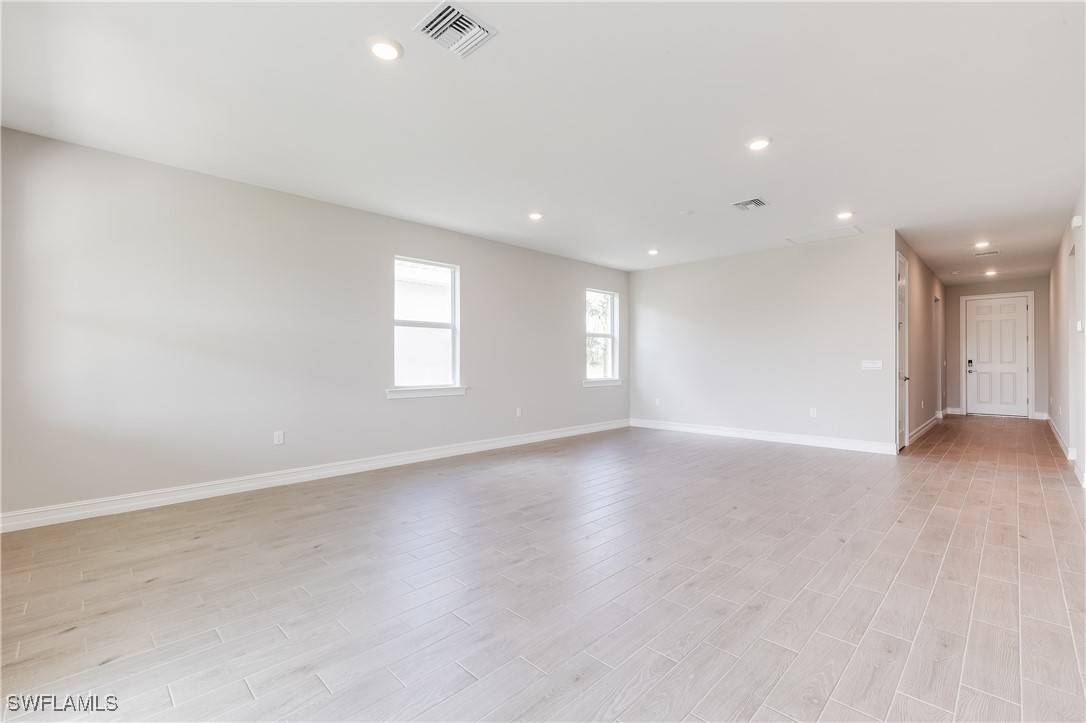 North Fort Myers, FL 33903,16873 Elkhorn Coral DR