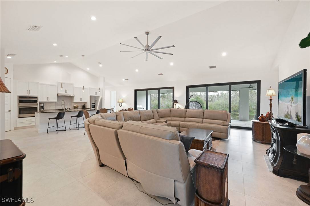 Naples, FL 34114,18355 Fairmont DR