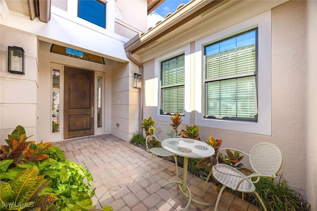 Naples, FL 34109,14693 Reserve LN